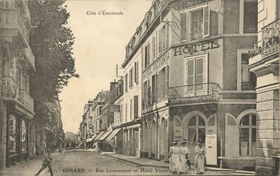 Cartolis Dinard (Ille-et-Vilaine) - Rue Levavasseur et Hôtel Victoria