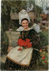 Cartolis Elliant (Finistère) - Jeune fille en costume d'ELLIANT
