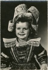 Cartolis Aucune (Finistère) - Costume de la Région de FOUESNANT