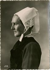 Cartolis Guilers (Finistère) - Vieille paysanne de Guilers