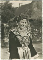 Cartolis Baud (Morbihan) - Jeune Femme en Coiffe de Baud (Morbihan)