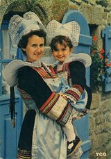 Cartolis Pont-Aven (Finistère) - Costumes de la région de PONT-AVEN