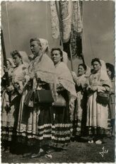 Cartolis Le Folgoët (Finistère) - Jeunes filles en costume de Brignogan et Plounéou ...