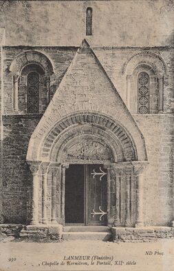 Cartolis Lanmeur (Finistère) - Chapelle de Kernitron, le Portail, XIIe siècle