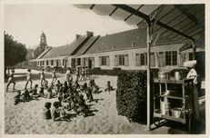 Cartolis Roscoff (Finistère) - La Cour des Garçons - Chapelle