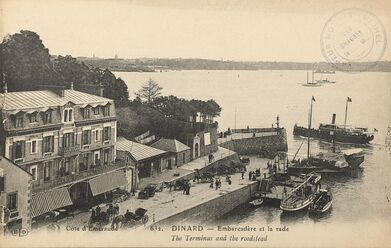 Cartolis Dinard (Ille-et-Vilaine) - Embarcadère et la rade