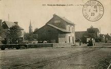 Cartolis Sens-de-Bretagne (Ille-et-Vilaine) - La Poste, l'Eglise et la Gare