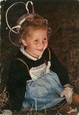 Cartolis Châteauneuf-du-Faou (Finistère) - Fillette en costume de Châteauneuf-du-Faou