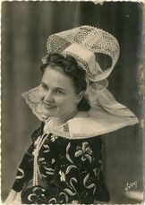 Cartolis Quimperlé (Finistère) - Jeune fille des environs de Quimperlé