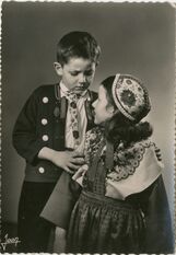 Cartolis Plougastel-Daoulas (Finistère) - Couple d'enfants de Plougastel-Daoulas.