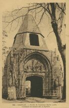 Cartolis Daoulas (Finistère) - Porche de l'ancienne Eglise (1566) contenant les s ...